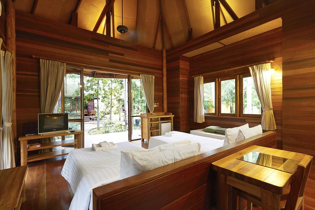 Keeree Waree Seaside Villa Bang Saphan Luaran gambar
