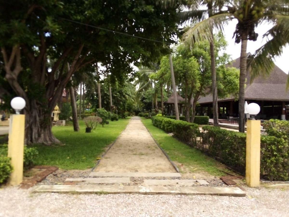 Keeree Waree Seaside Villa Bang Saphan Luaran gambar